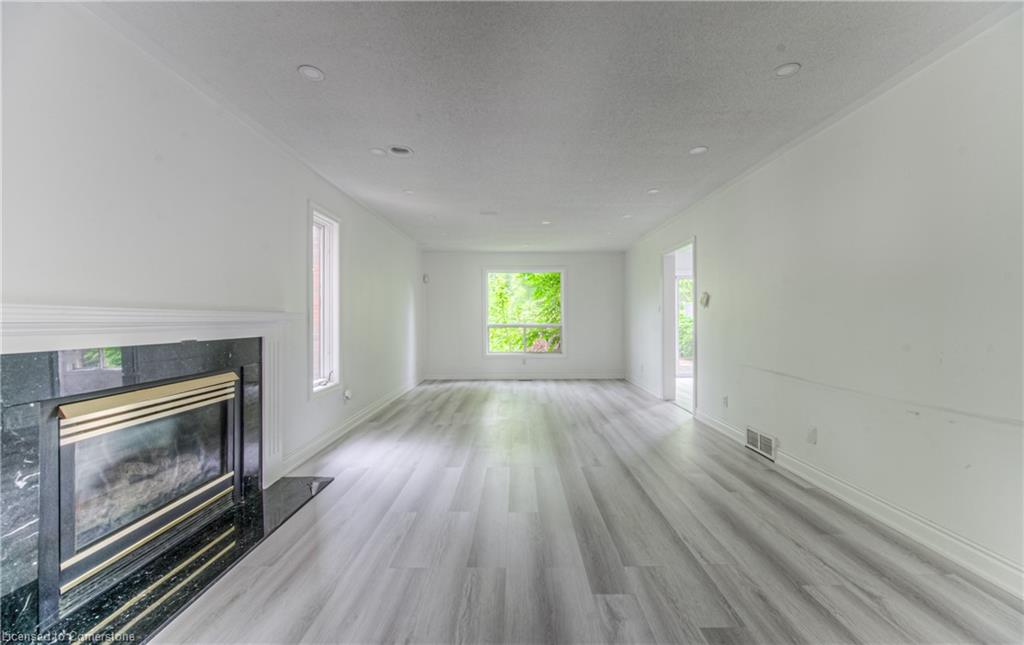 383 Burnett Avenue Property Photo 12