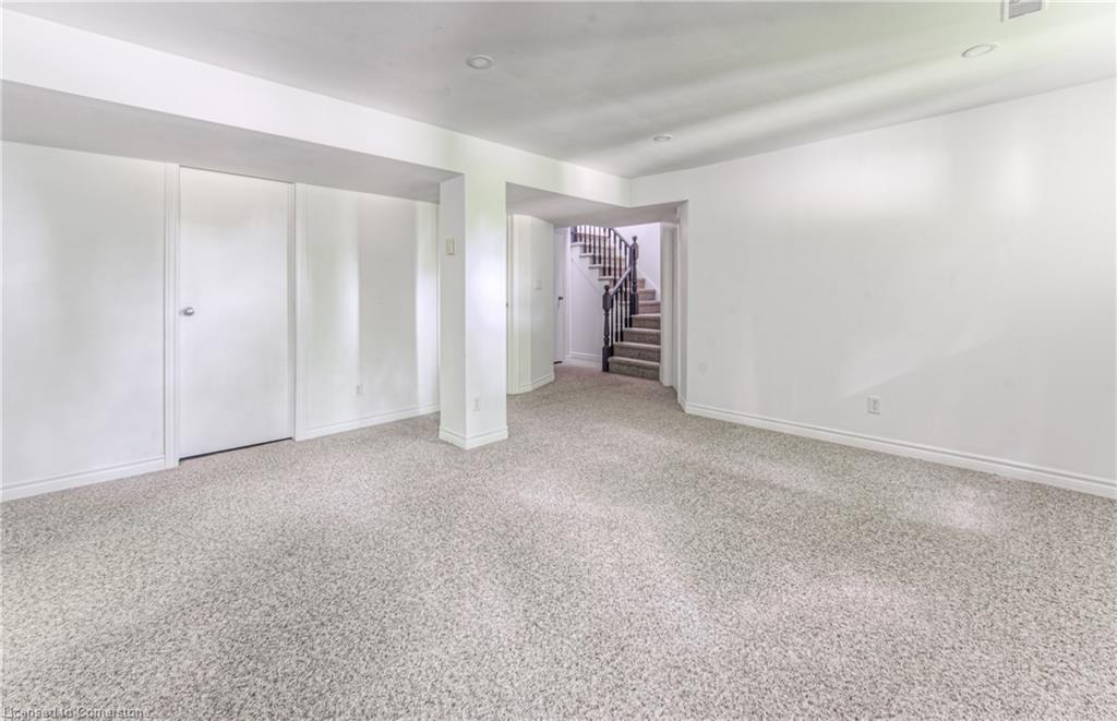 383 Burnett Avenue Property Photo 31