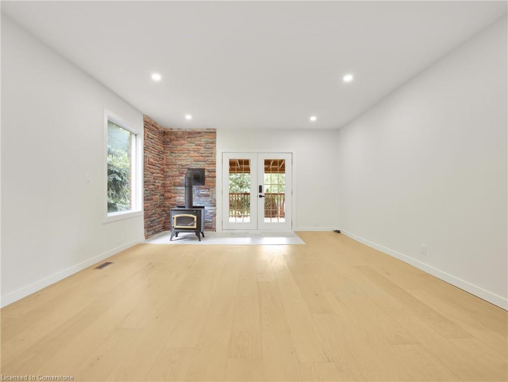 4682 Highway 6 Property Photo 11