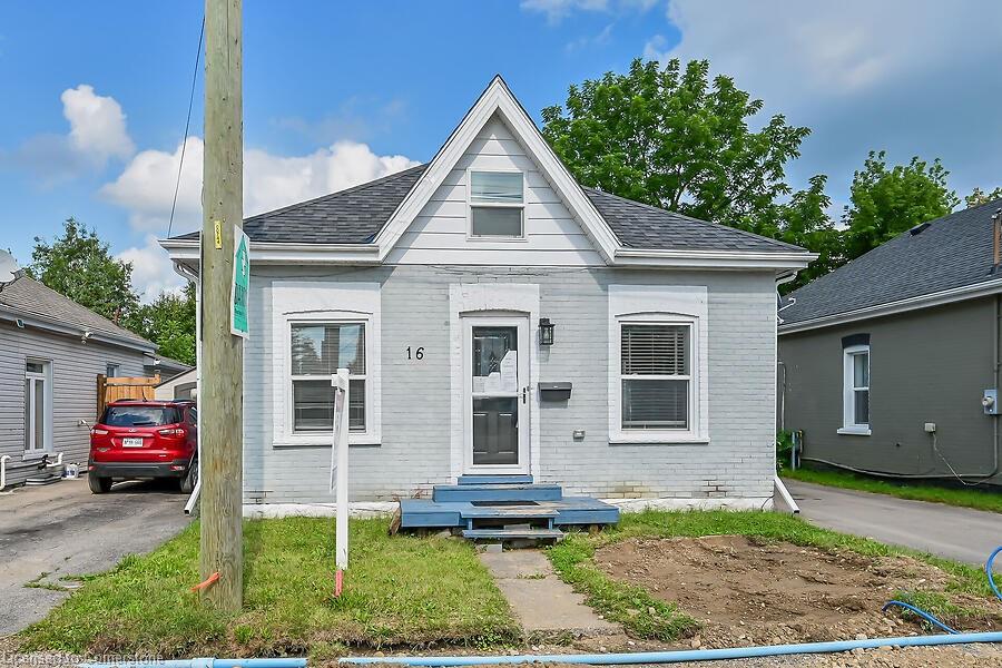 16 Webling Street Property Photo 1