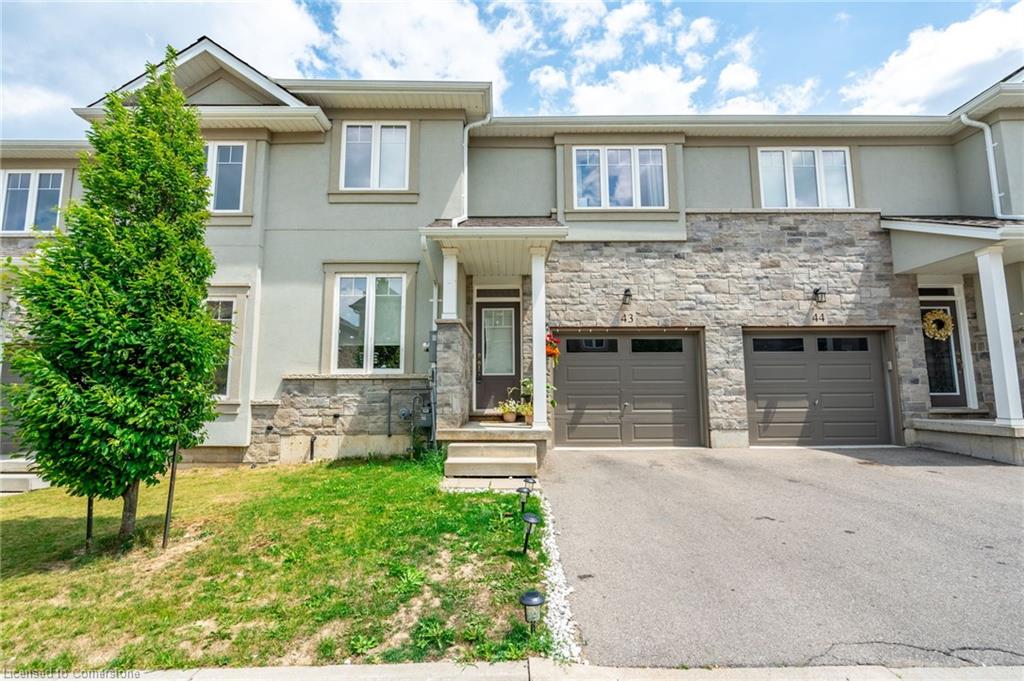 43-120 Vineberg Drive Property Photo 1