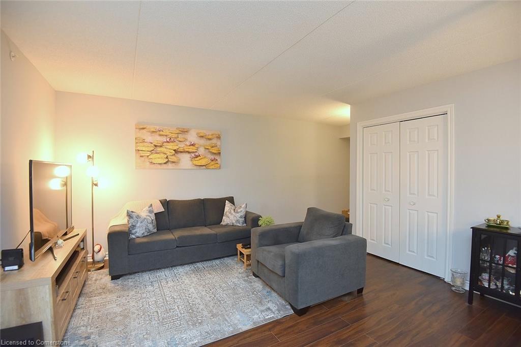 202-1411 Walkers Line Property Photo 7