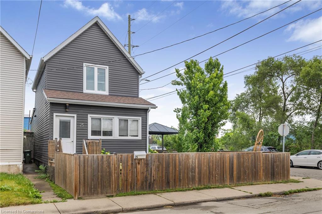 25 Land Street Property Photo 2
