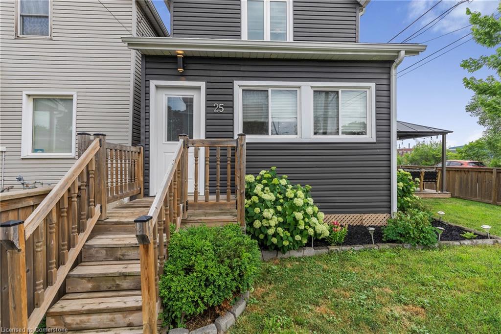 25 Land Street Property Photo 6