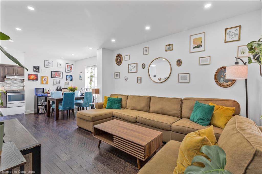 25 Land Street Property Photo 12