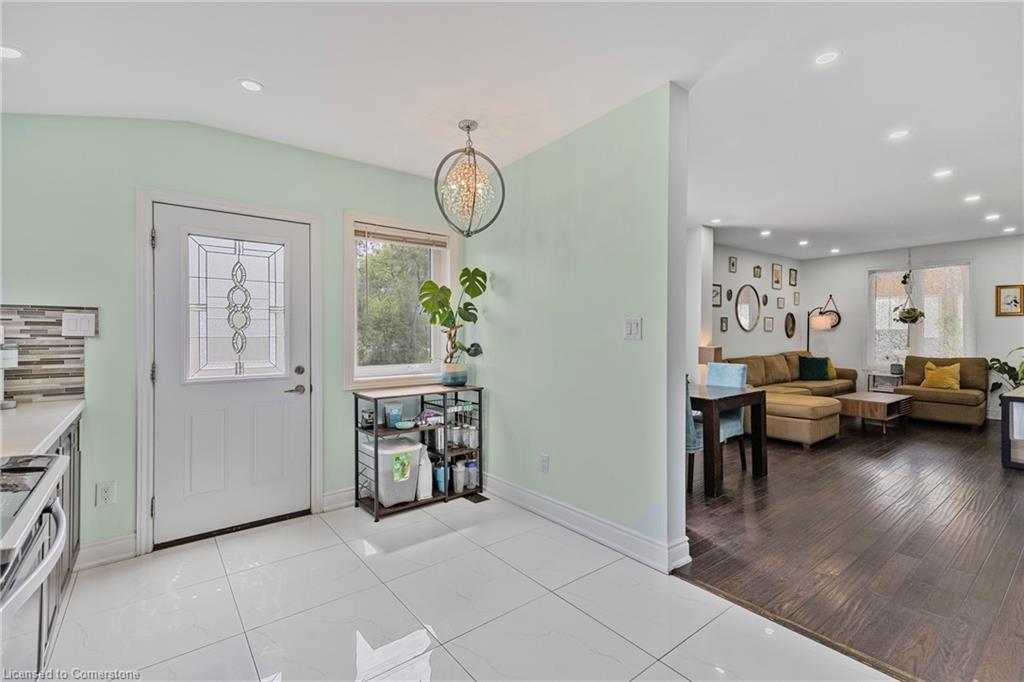 25 Land Street Property Photo 16