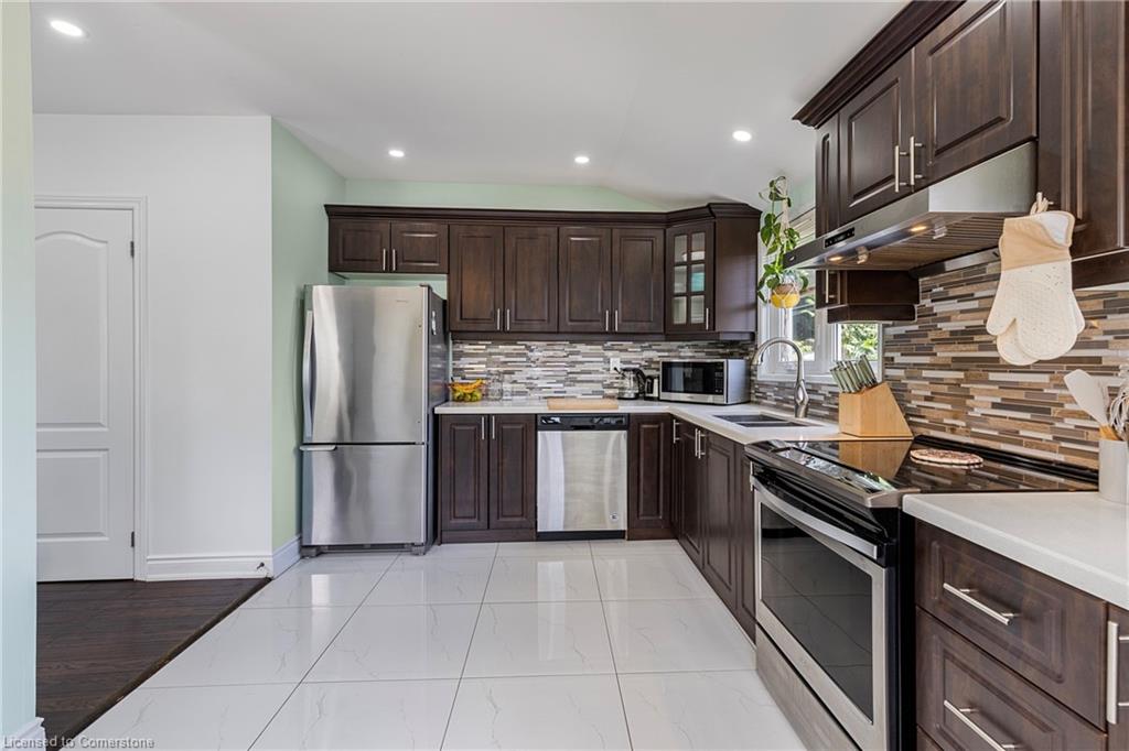 25 Land Street Property Photo 19