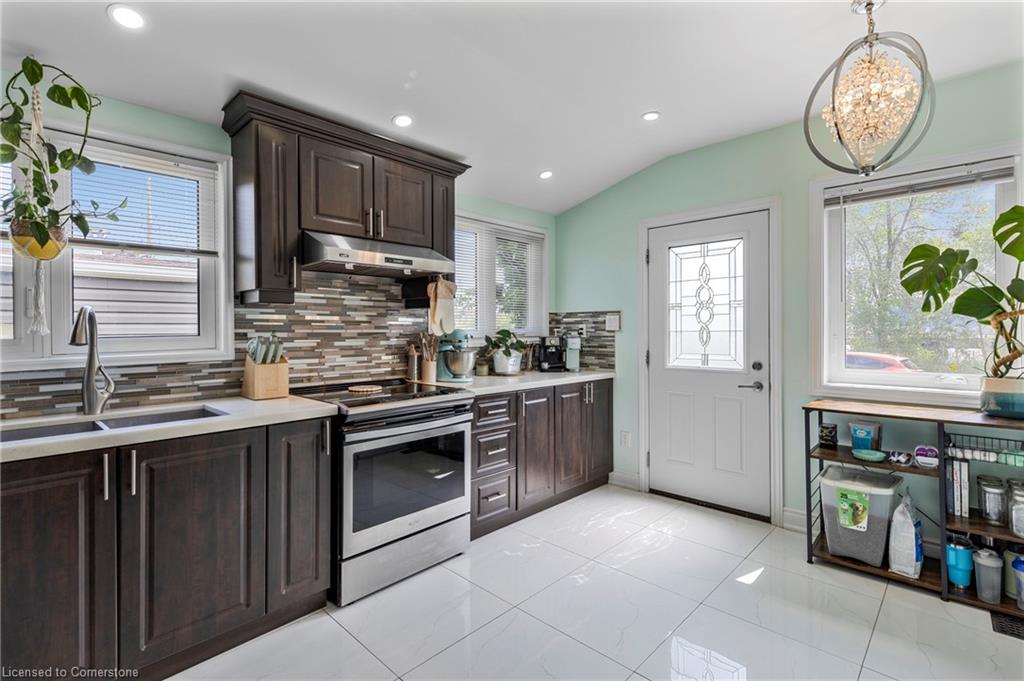 25 Land Street Property Photo 21