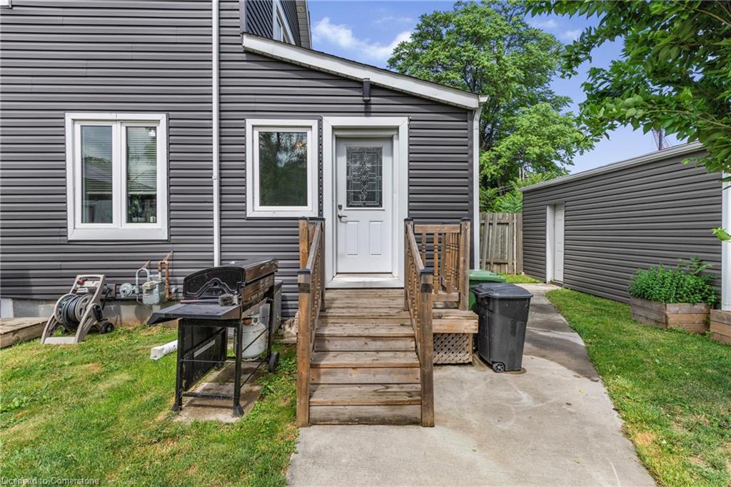 25 Land Street Property Photo 22