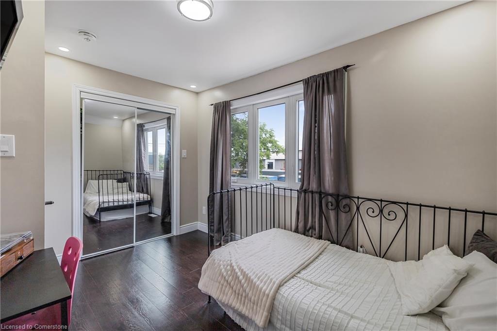 25 Land Street Property Photo 29