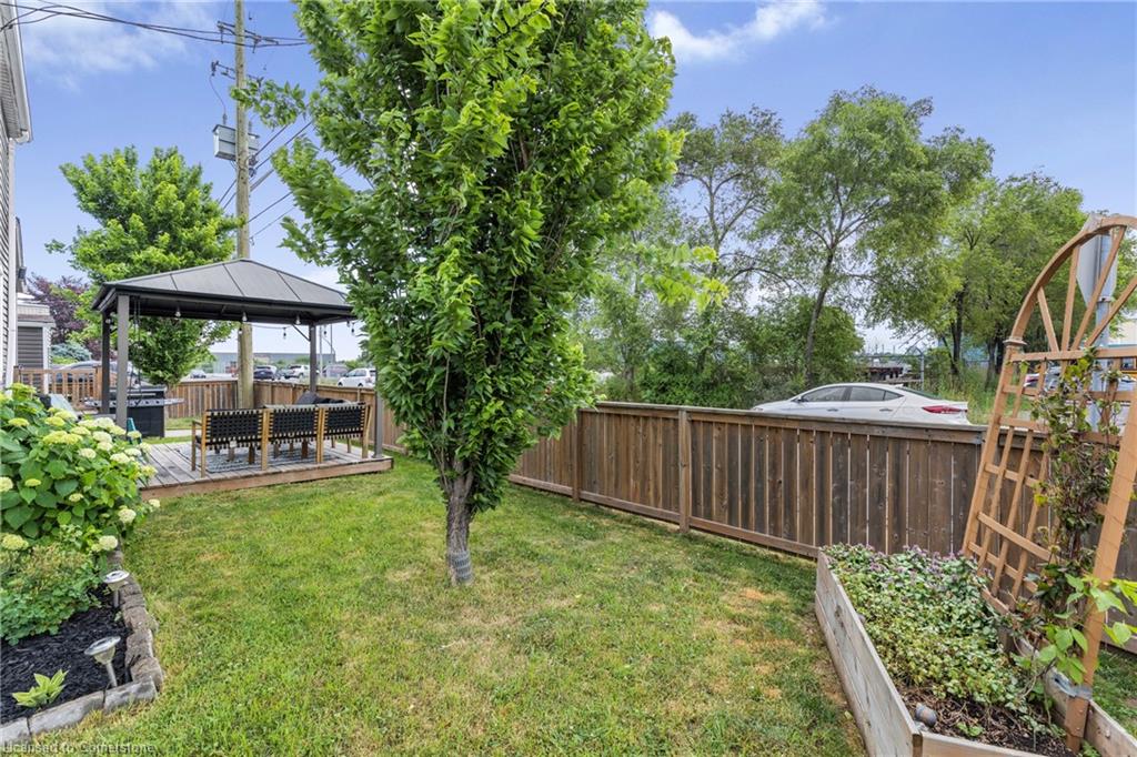 25 Land Street Property Photo 36