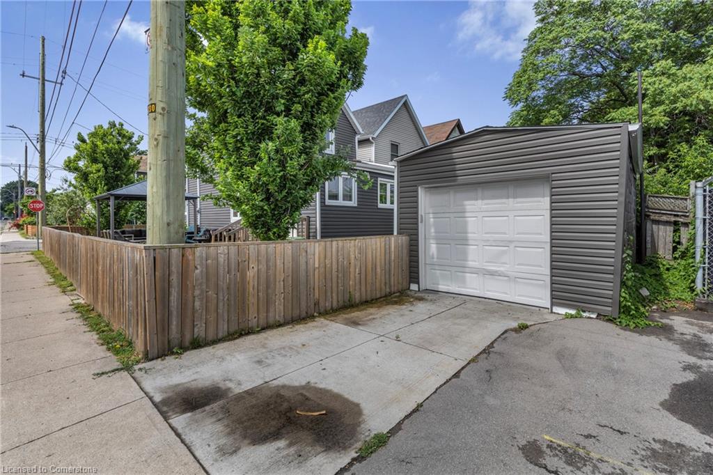 25 Land Street Property Photo 39