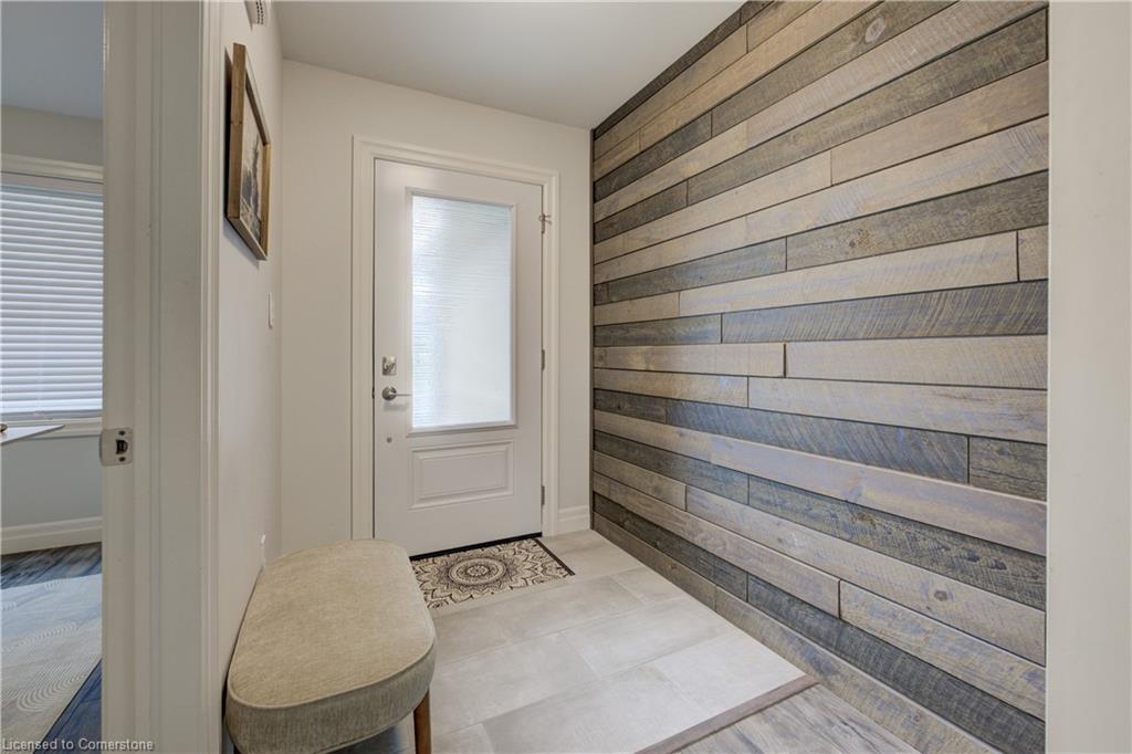470 Krotz Street E Property Photo 8