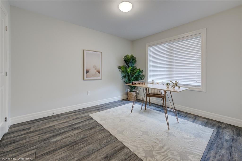 470 Krotz Street E Property Photo 9