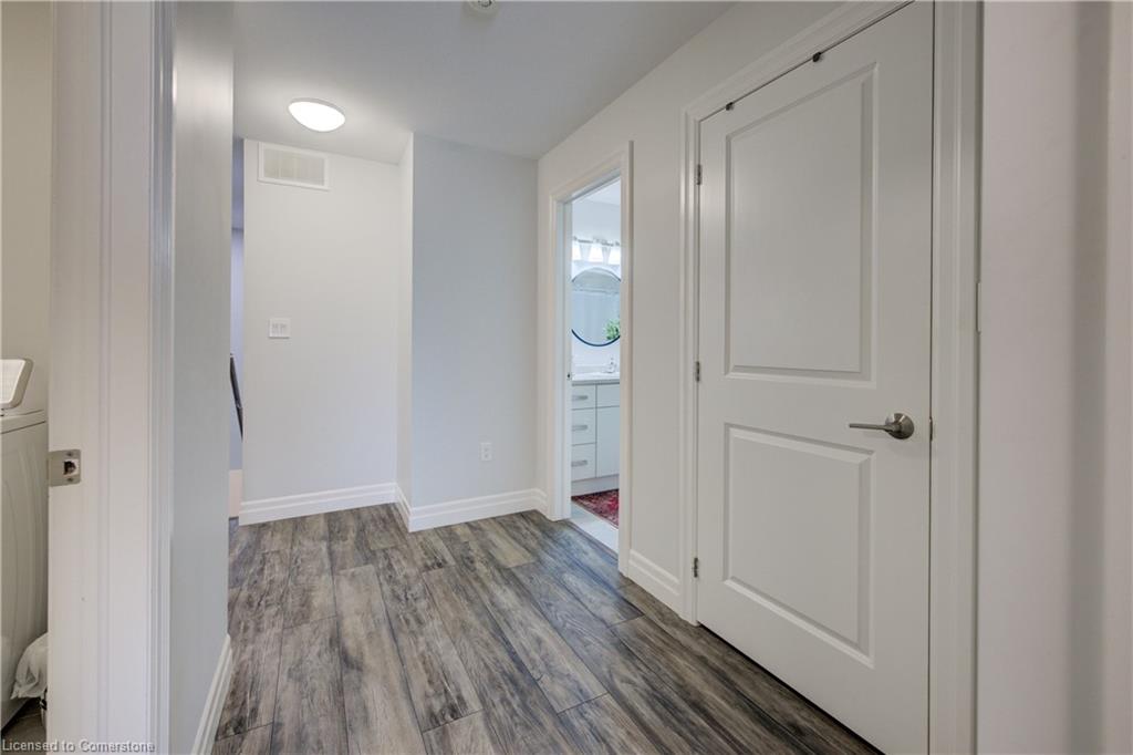 470 Krotz Street E Property Photo 10