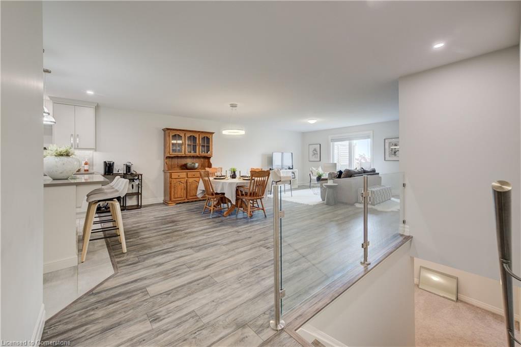 470 Krotz Street E Property Photo 14