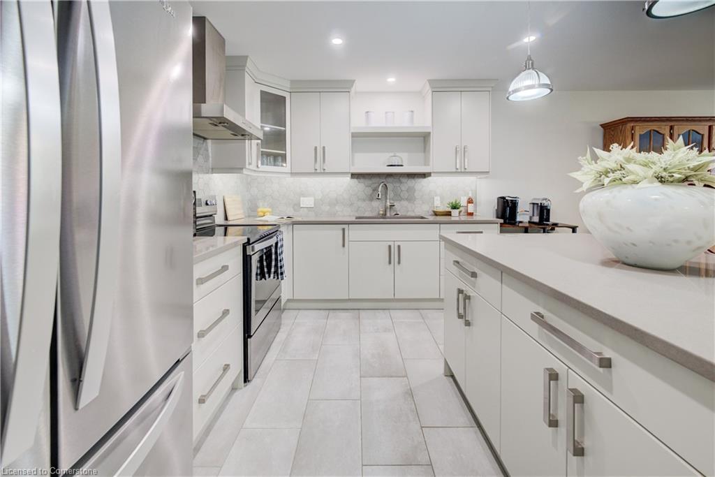 470 Krotz Street E Property Photo 19