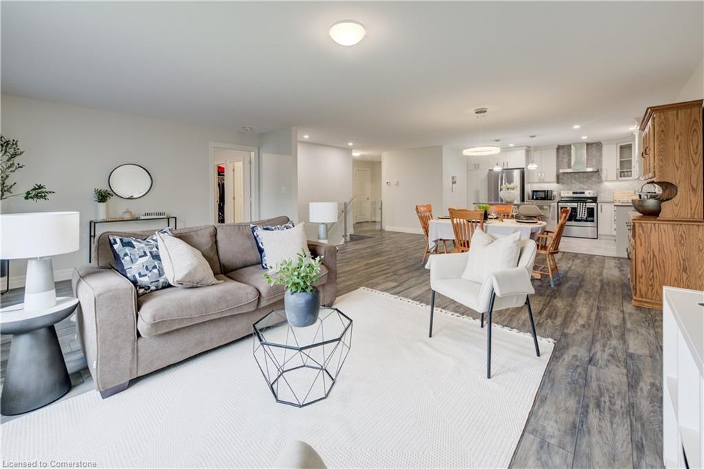 470 Krotz Street E Property Photo 25