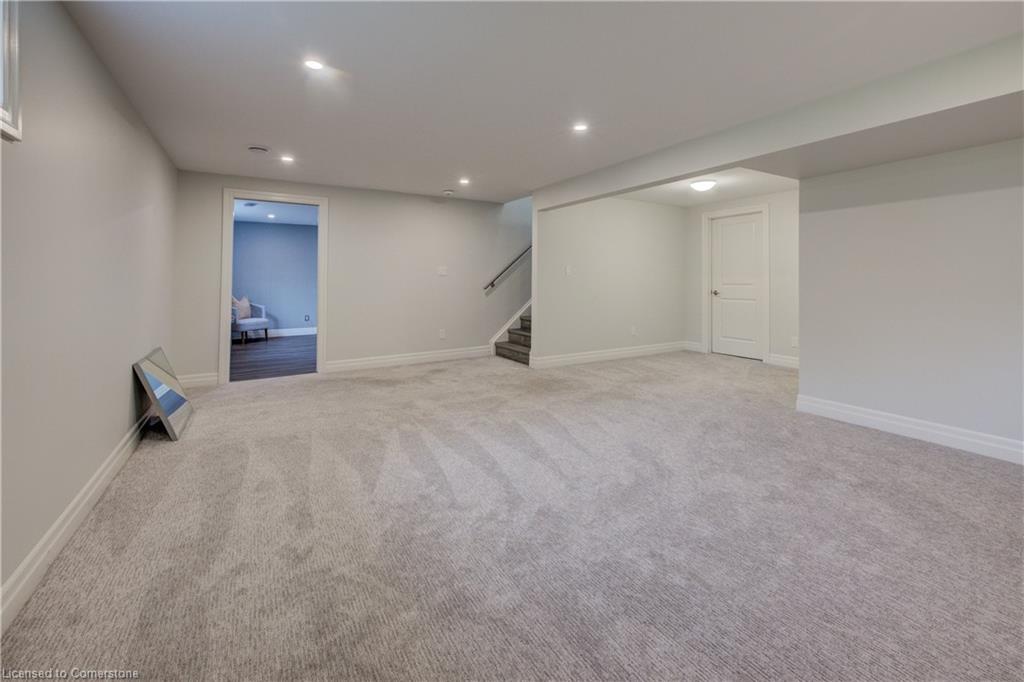 470 Krotz Street E Property Photo 34