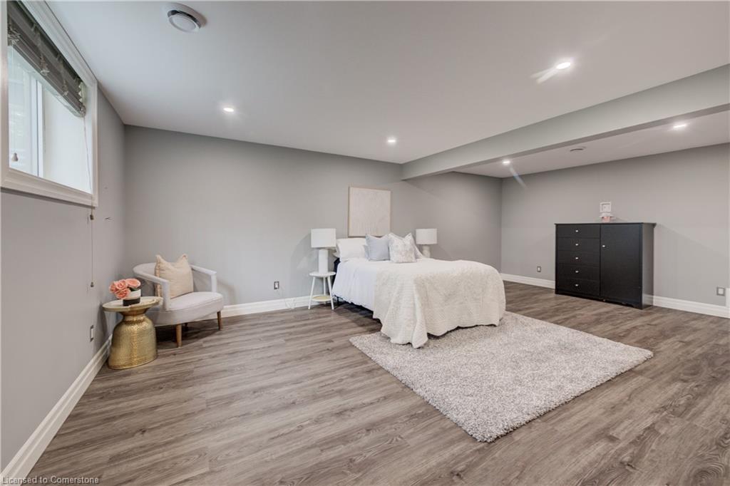 470 Krotz Street E Property Photo 35