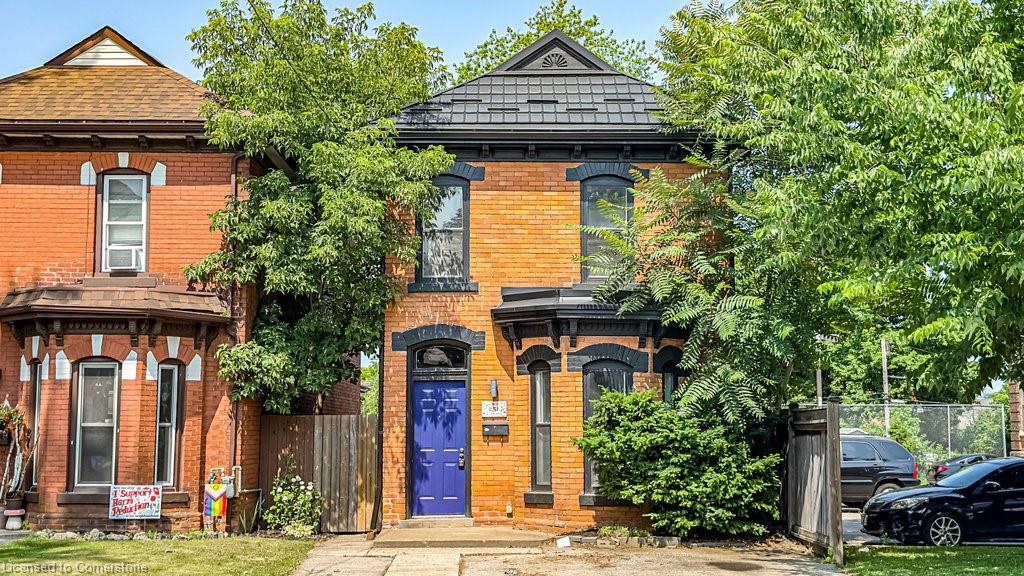 251 West Avenue N Property Photo 1