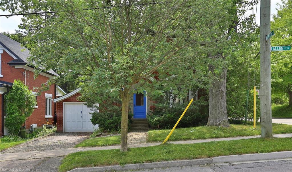 81 Allen Street W Property Photo 3