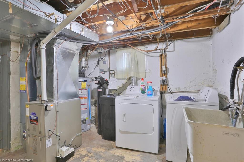 81 Allen Street W Property Photo 29