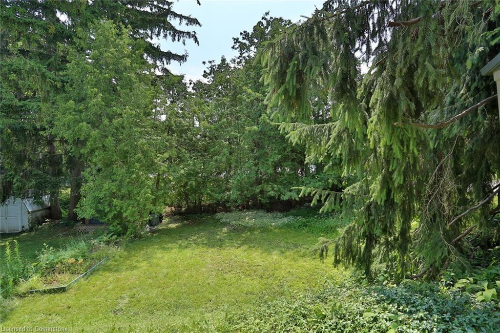 81 Allen Street W Property Photo 31