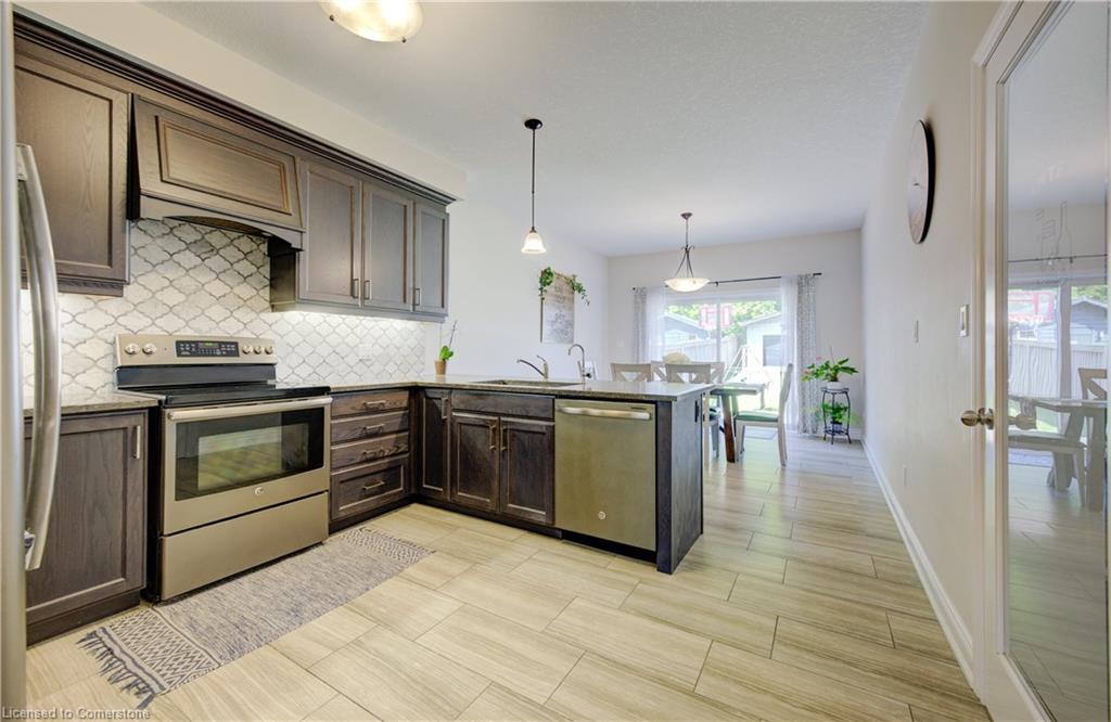 40 Fraserwood Court Property Photo 8