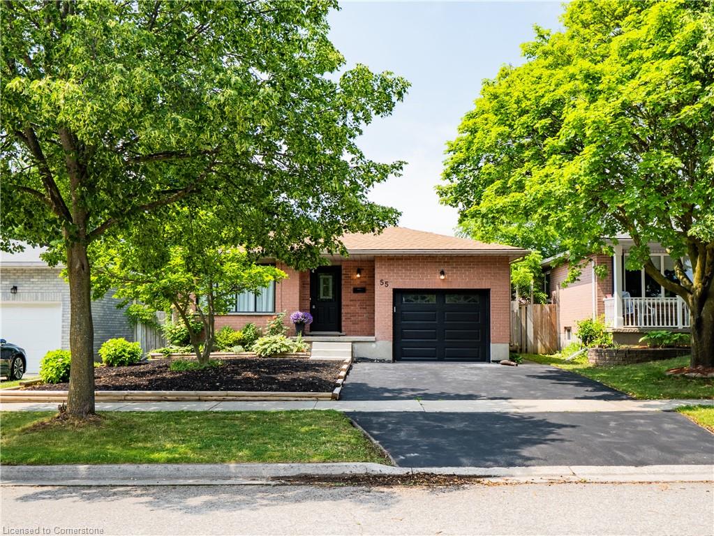 55 Summerhill Crescent Property Photo 2
