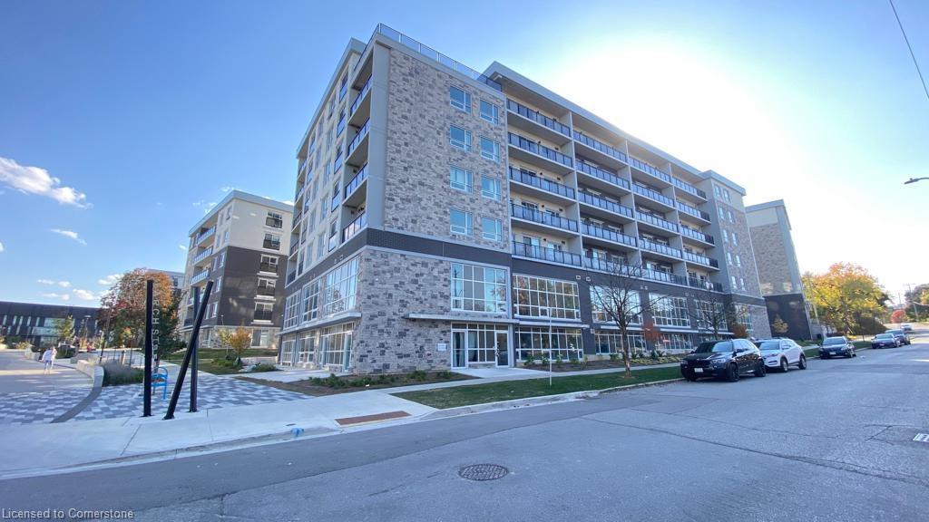 G503-275 Larch Street Property Photo 1