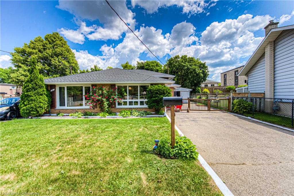 56 Weichel Street Property Photo 6