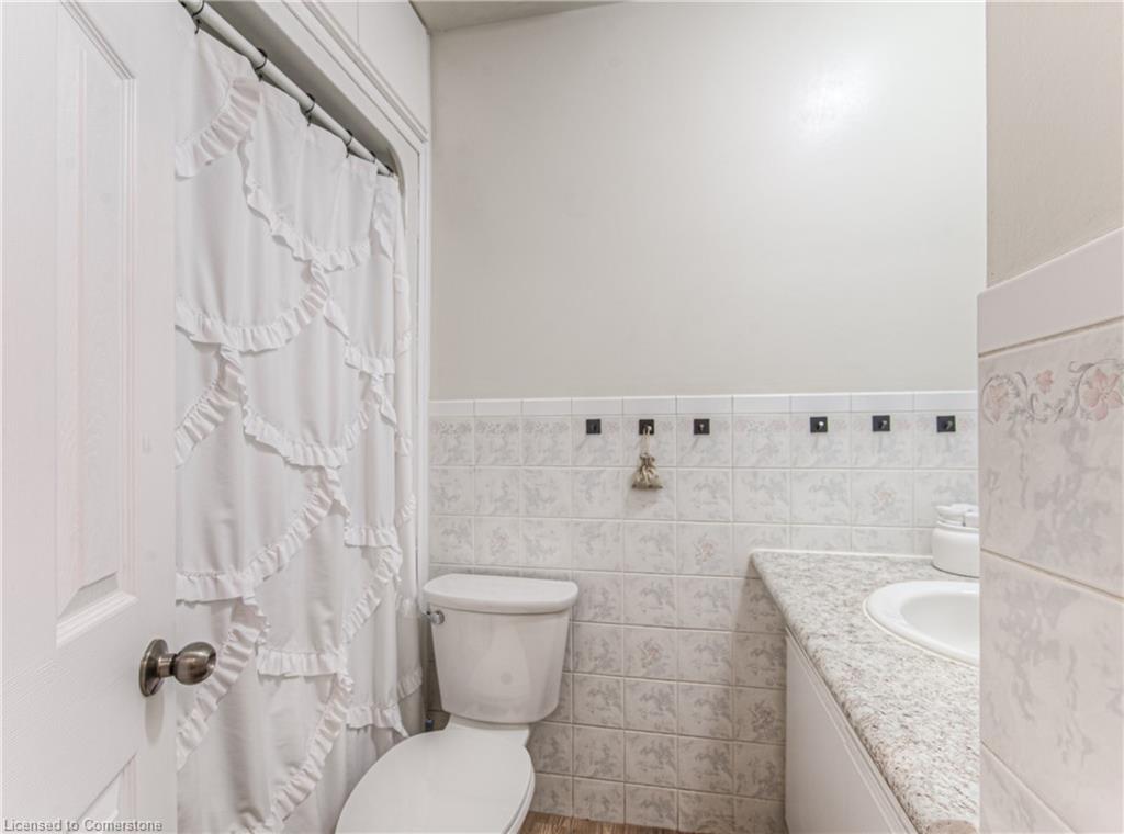 56 Weichel Street Property Photo 23