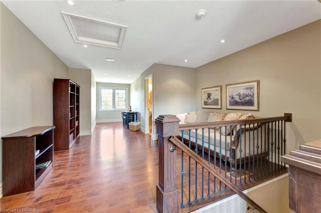 481 Lynden Road Property Photo 26