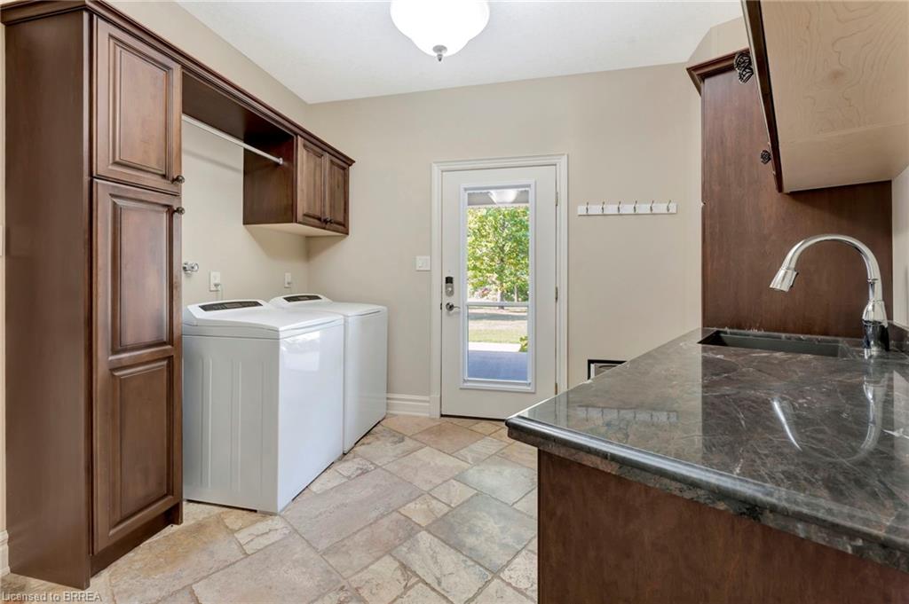481 Lynden Road Property Photo 31