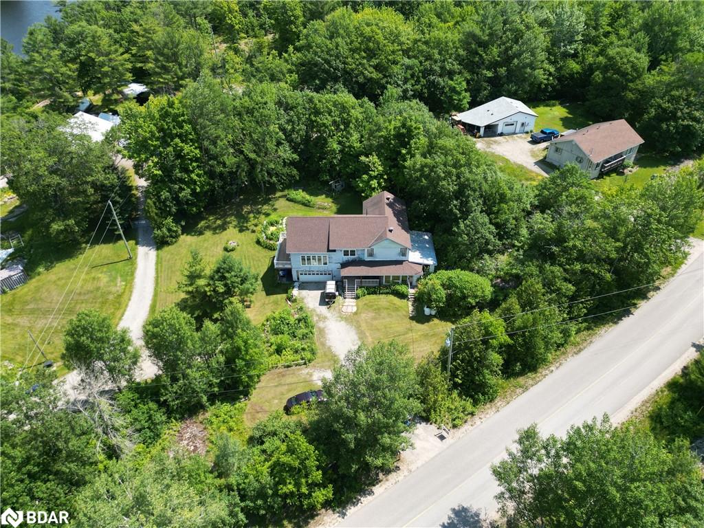 1894 Henrys Landing Landing Property Photo 1