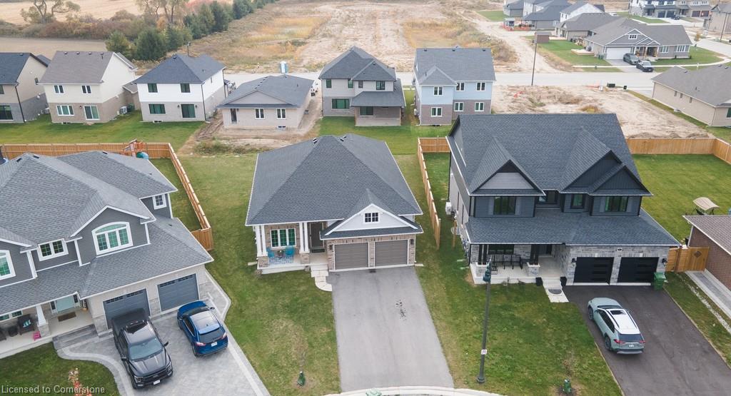 9 Clover Cir Circle Property Photo 3