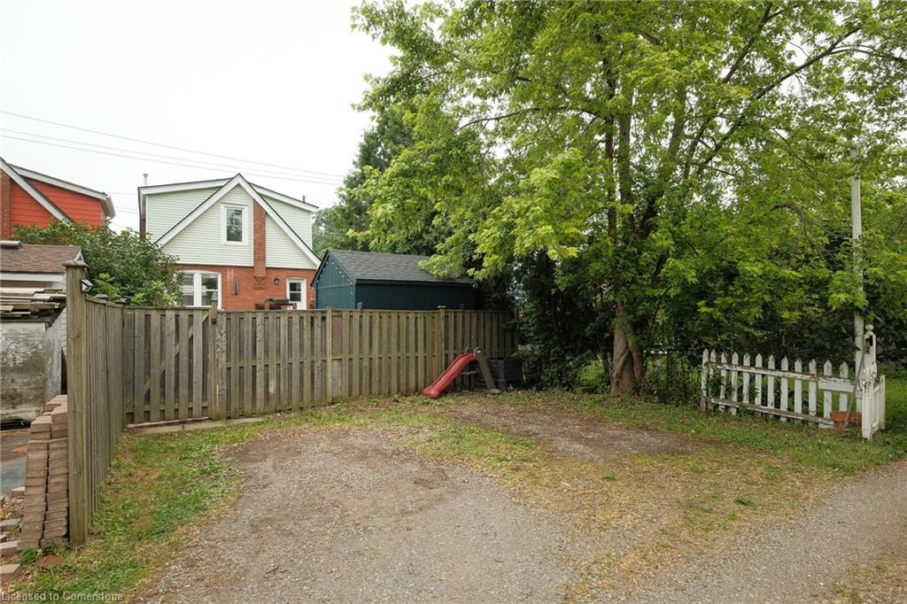 505 Queensdale Avenue E Property Photo 48