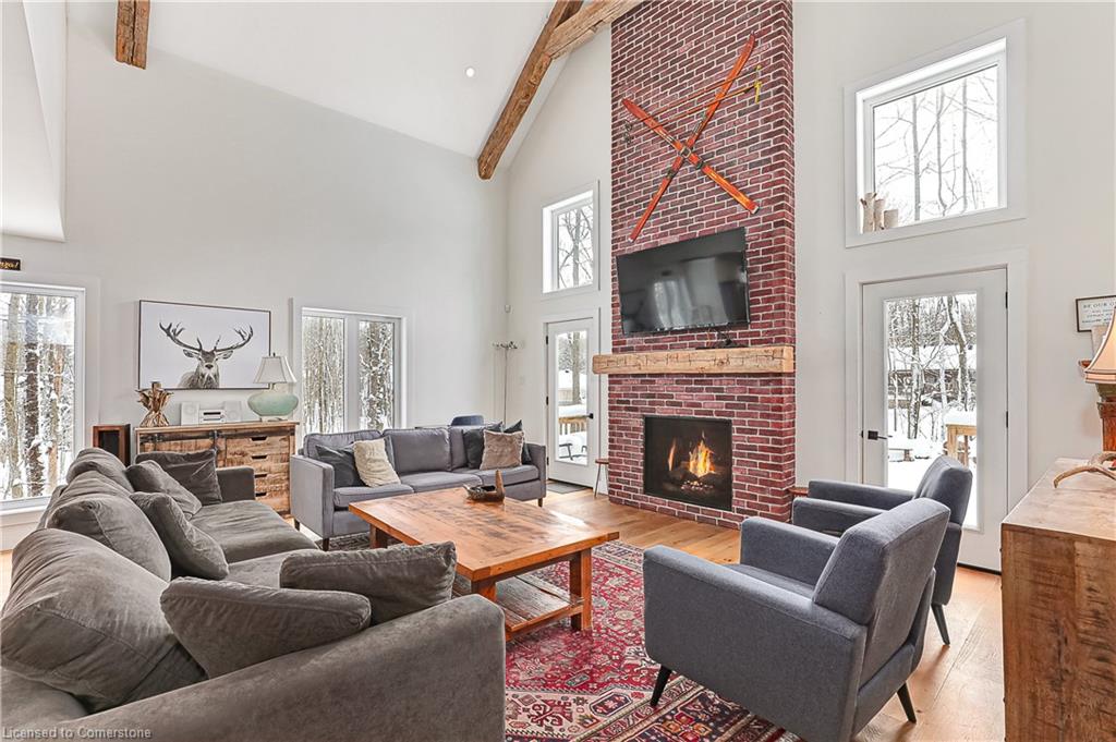 234 Canrobert Street Property Photo 9