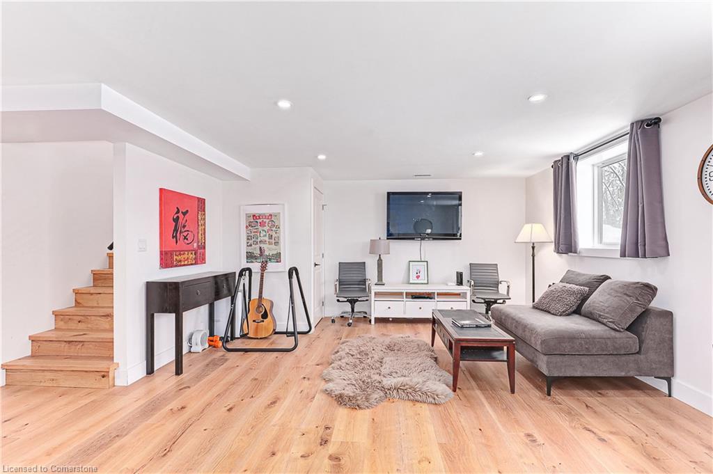 234 Canrobert Street Property Photo 30