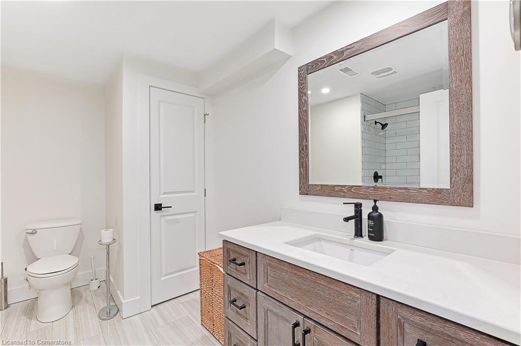 234 Canrobert Street Property Photo 32