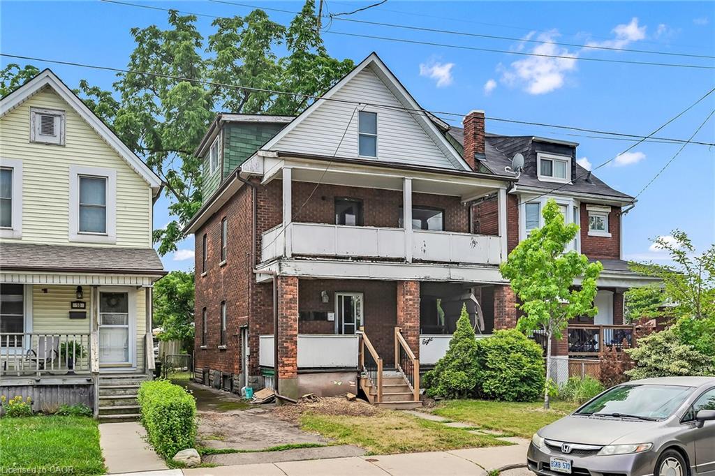 8 Morris Avenue Property Photo 1