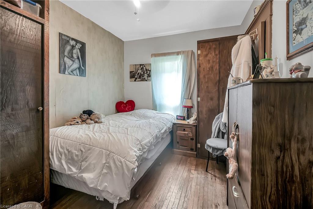 8 Morris Avenue Property Photo 11