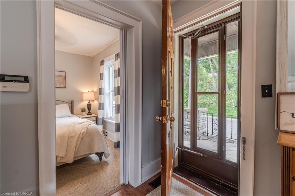 182 Durham Street Property Photo 3