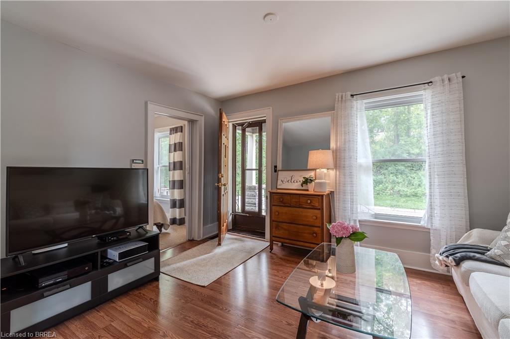 182 Durham Street Property Photo 4