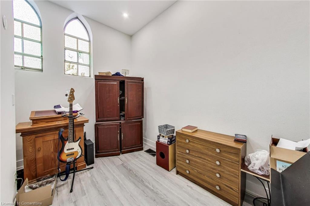 50 Earl Street Property Photo 15
