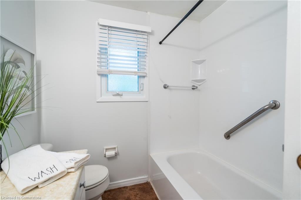 34-75 Ventura Drive Property Photo 21