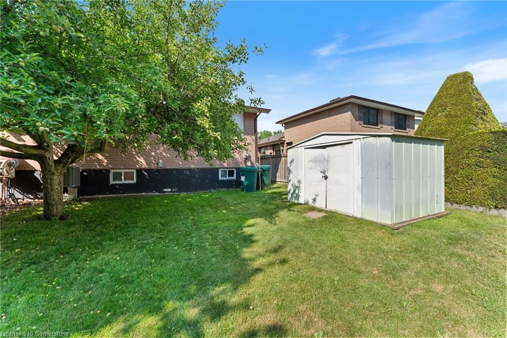 1610 Hobbs Crescent Property Photo 22