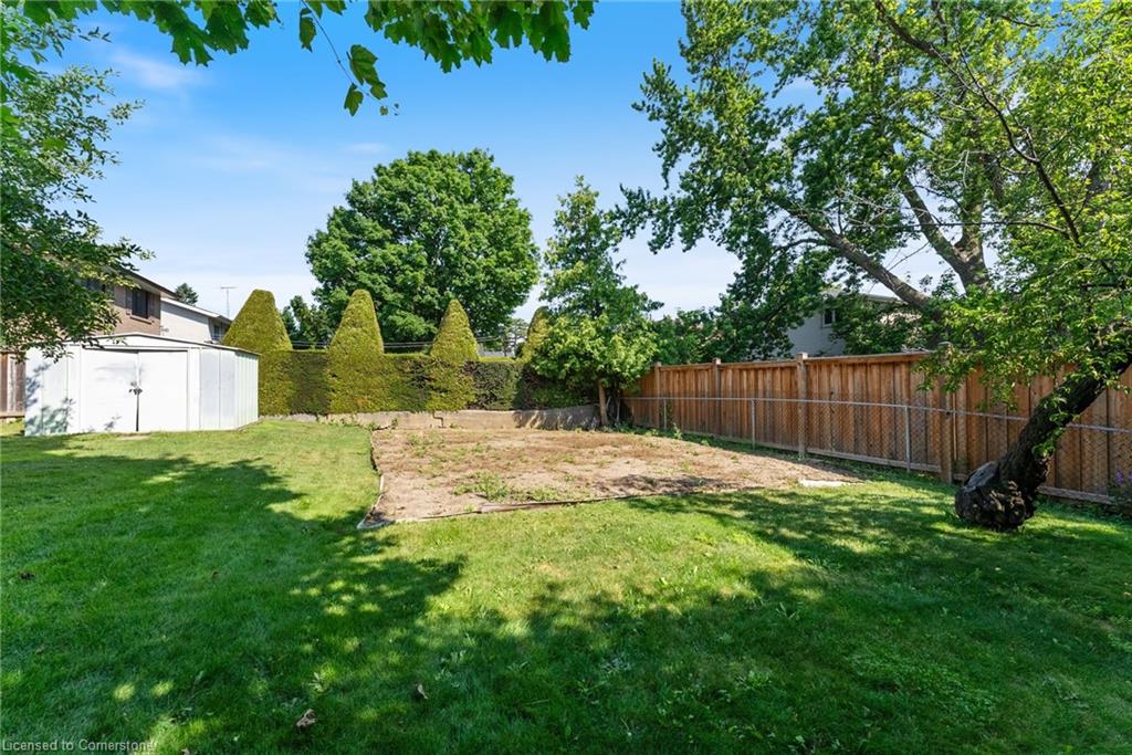 1610 Hobbs Crescent Property Photo 23