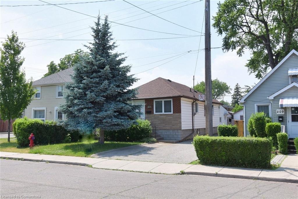 205 Ivon Avenue Property Photo 1